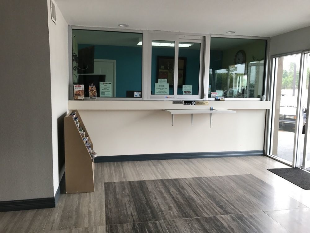 Scottish Inn And Suites Tomball Bagian luar foto